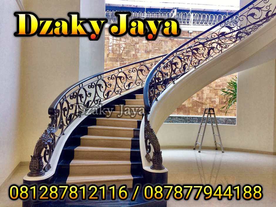 Foto railing tangga layang besi tempa klasik - Dzaky Jaya